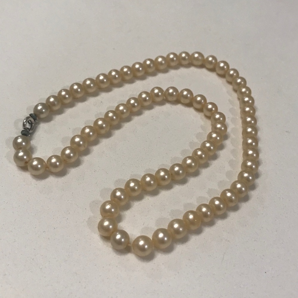 Pearl Choker - Picture 3 of 6